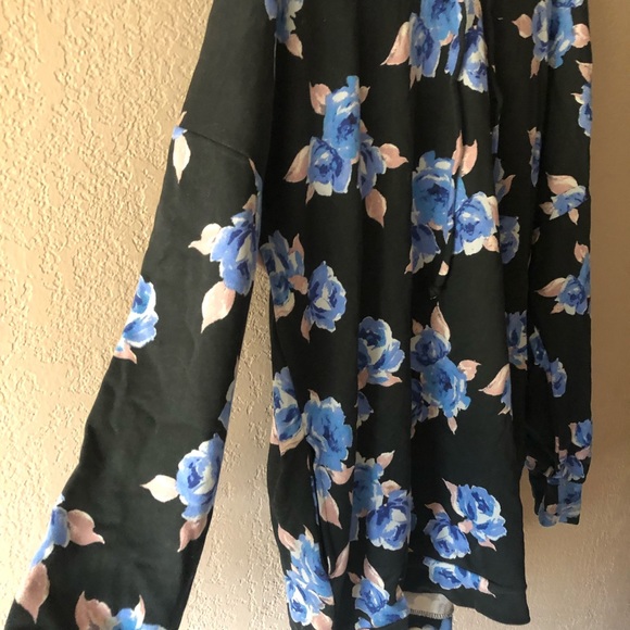 Floral Hoodie Dress - Picture 2 of 4